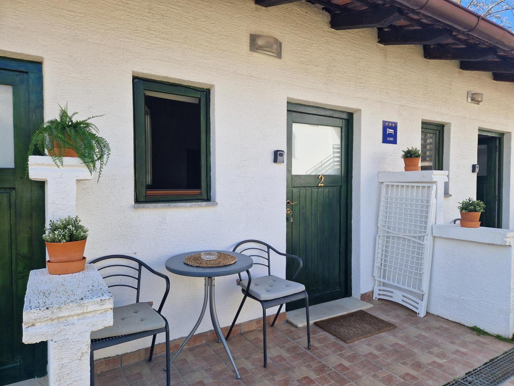 Rooms Lav Umag Kültér fotó